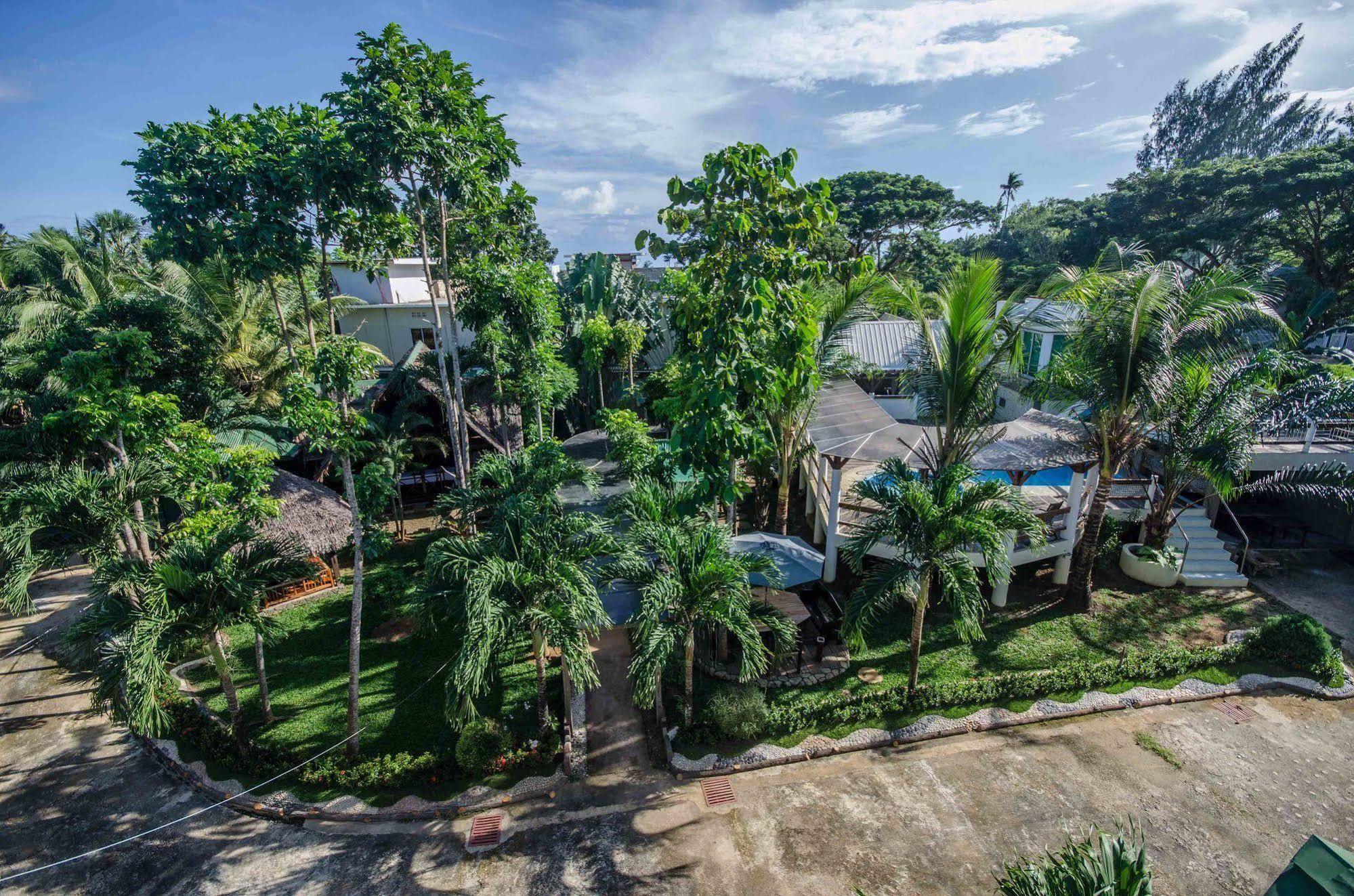 Reddoorz Premium @ Abueg Road Extension Puerto Princesa Zewnętrze zdjęcie