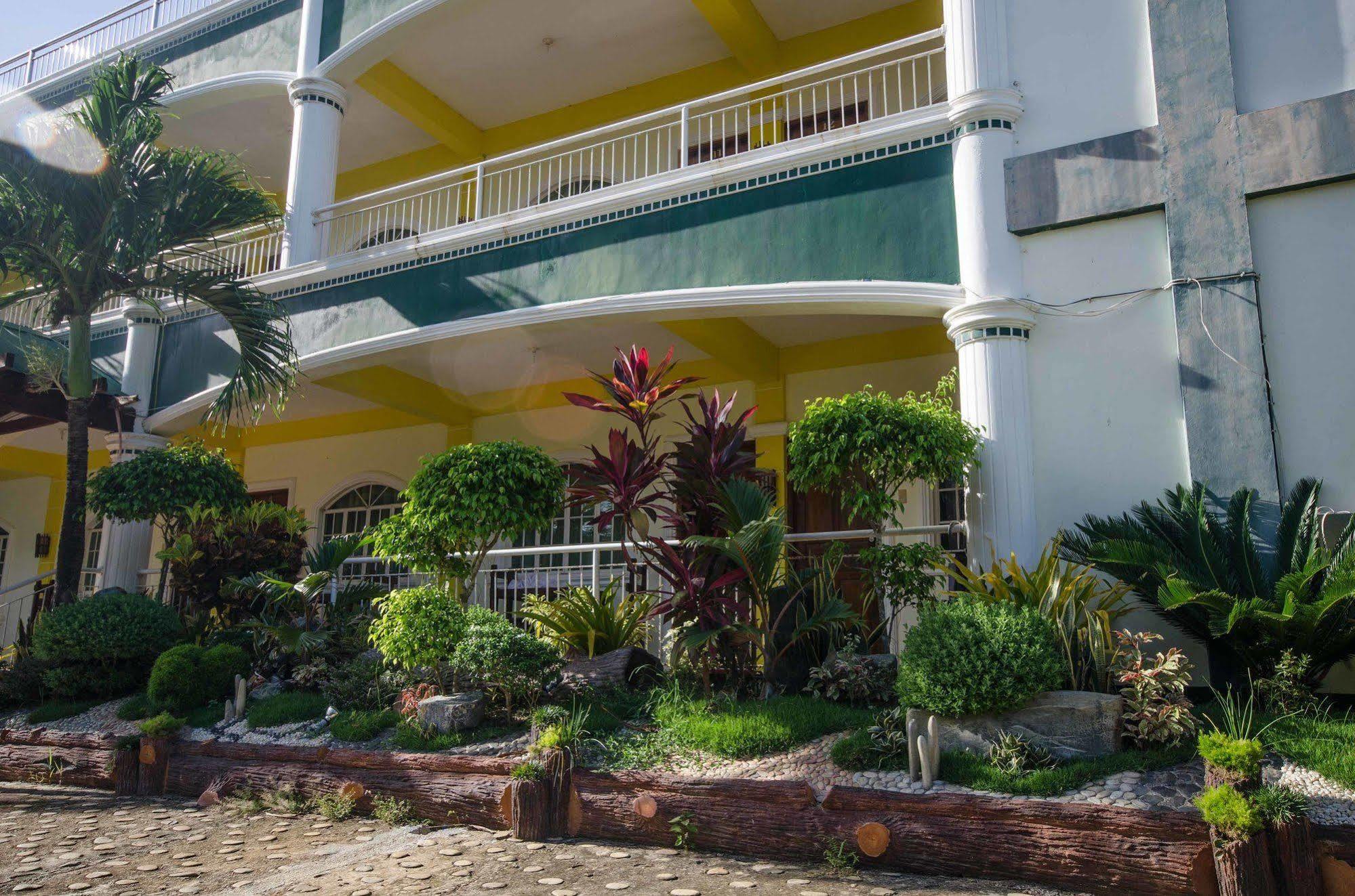Reddoorz Premium @ Abueg Road Extension Puerto Princesa Zewnętrze zdjęcie