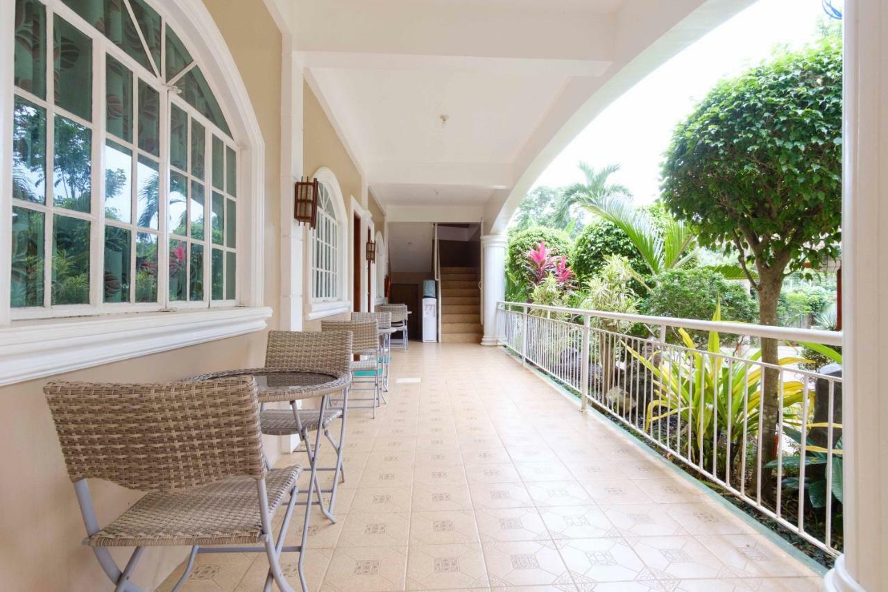 Reddoorz Premium @ Abueg Road Extension Puerto Princesa Zewnętrze zdjęcie