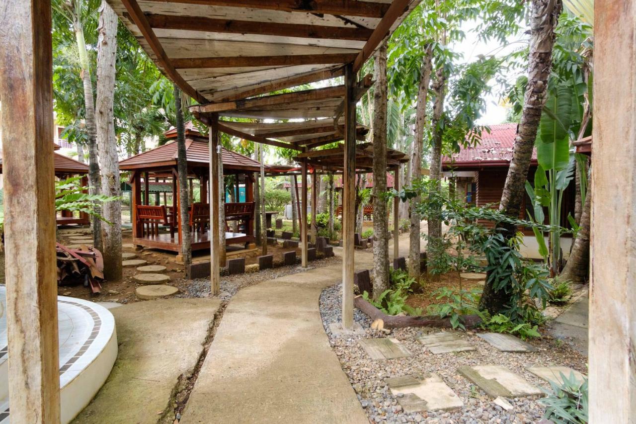 Reddoorz Premium @ Abueg Road Extension Puerto Princesa Zewnętrze zdjęcie